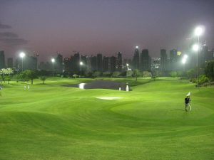 đèn chiêu sáng sân golf 1500w cho ánh sáng đẹp vô cùng